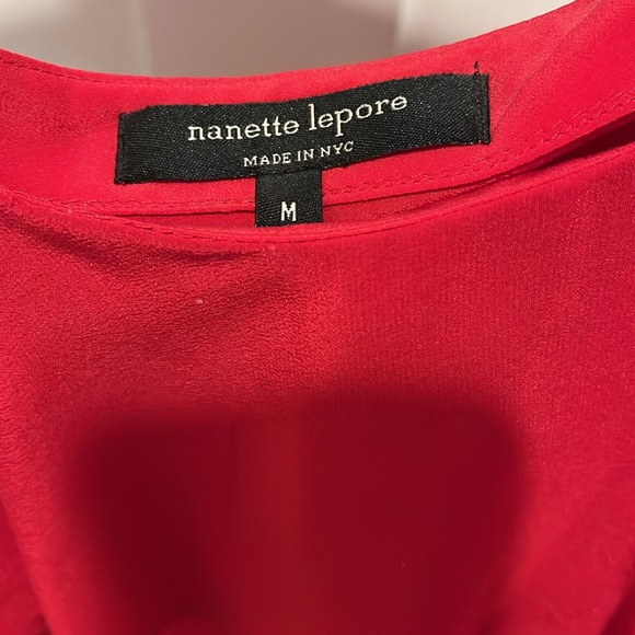 Nanette Lepore off one shoulder silk top. Excellent condition size medium. - Picture 2 of 5